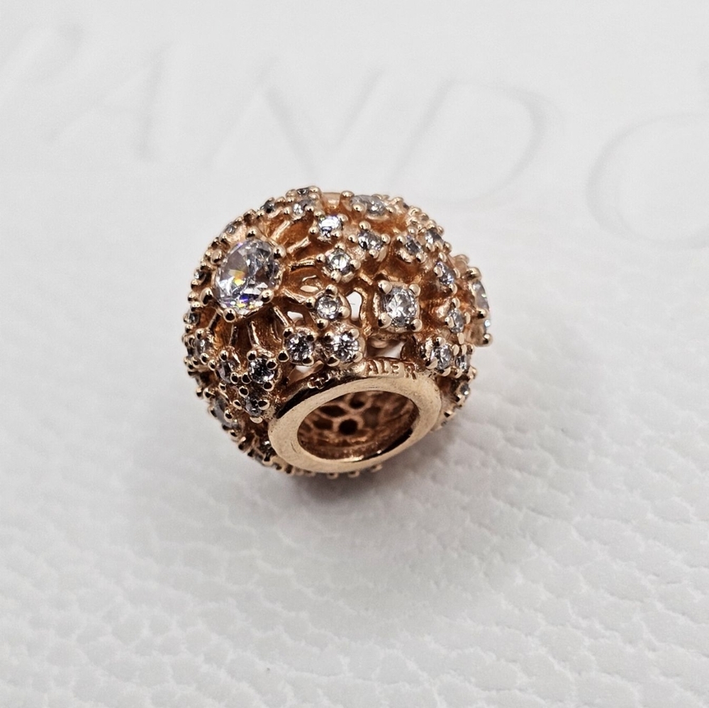 🎁Authentic Pandora ROSE RADIANCE CHARM - Picture 7 of 8